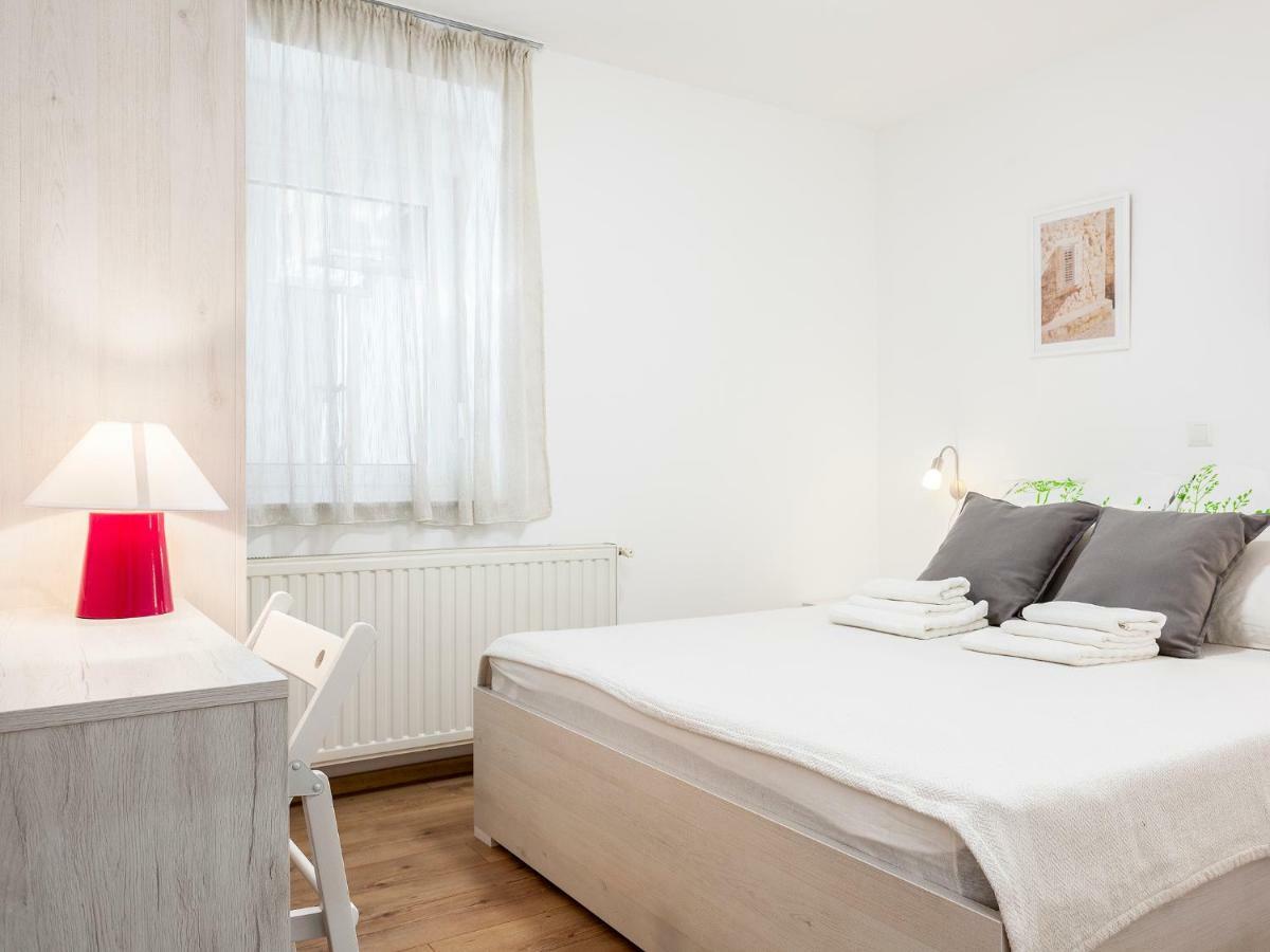 Oliva 4 Stars Leilighet Zagreb Eksteriør bilde